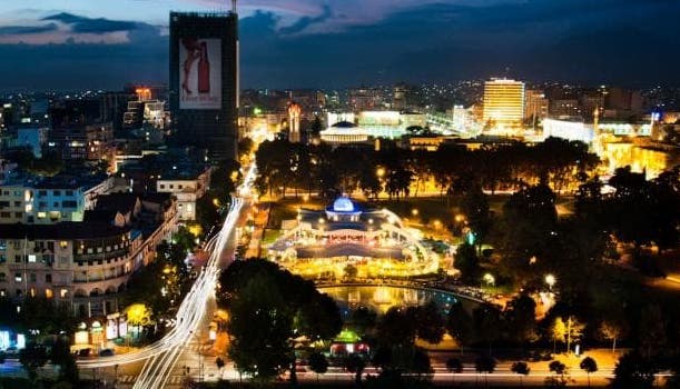 Tirana grande