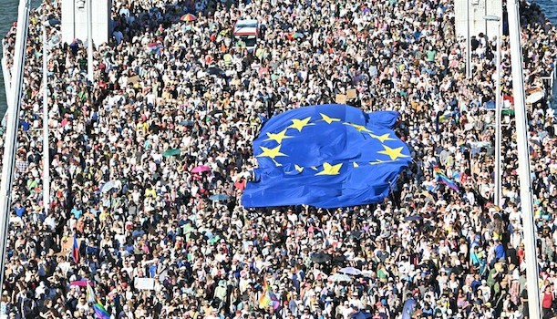 budapest pride grande